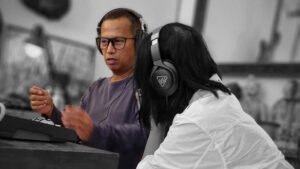 Read more about the article BINTANG INDRIANTO // ALBUM “NUSANTARA”