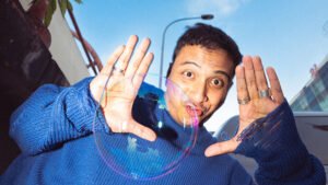 Read more about the article SAL PRIADI // ALBUM “MARKERS AND SUCH PENS FLASHDISKS”