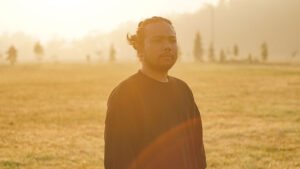 Read more about the article YEFTA JAMES // SINGLE “(DIA) BARU PUTUS”