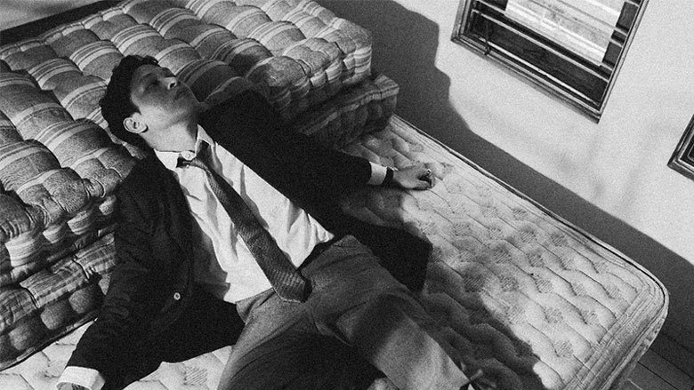 Read more about the article HINDIA // ALBUM “MENARI DENGAN BAYANGAN” SATU MILIYAR STREAMS DI SPOTIFY