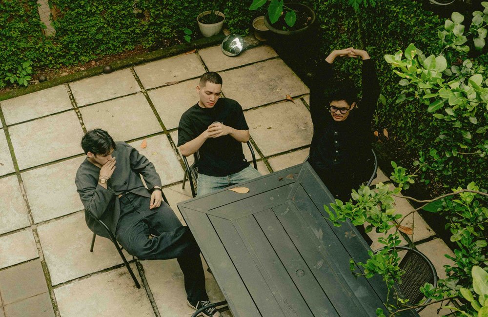 You are currently viewing KATHMANDU // KOLABORASI SPONTAN BERBUAH MANIS “LETTER”