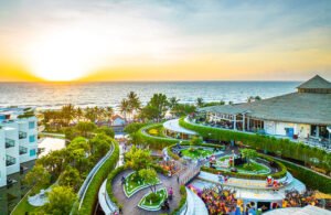 Read more about the article RAYAKAN AKHIR TAHUN BERSAMA BEACHWALK // TWINKLE TWELVE