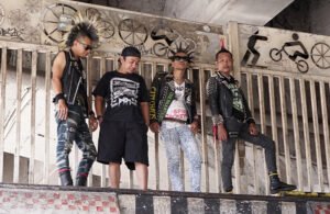 Read more about the article THE RAWS // SINGLE “DANSA PORAK PORANDA”