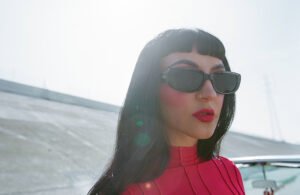 Read more about the article JULIA MICHAELS // SINGLE “HEAVEN II”