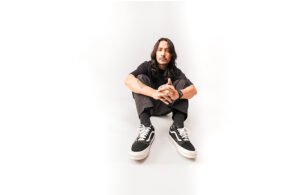 Read more about the article MARCELLO TAHITOE // SINGLE “SETUNGGAL”