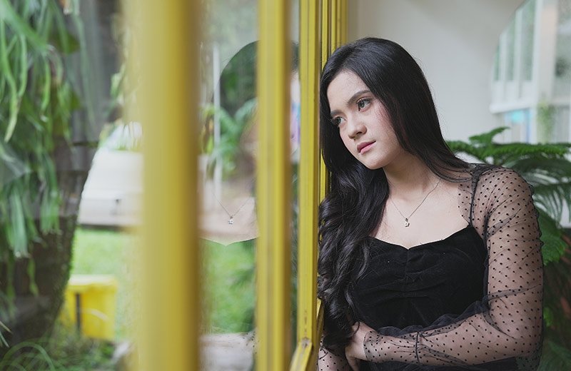 You are currently viewing ALFINA VIANTI // SINGLE “MANUSIA HEBAT”