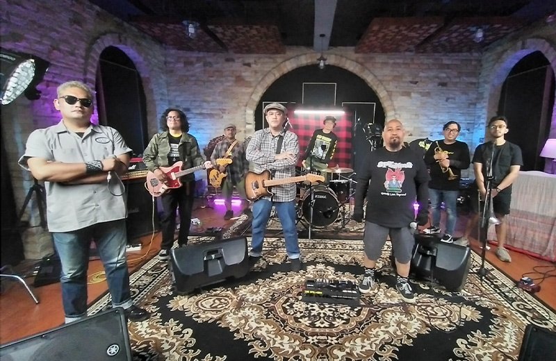 You are currently viewing THE SPEAKERS // SINGLE “DOA ITU ARAH”