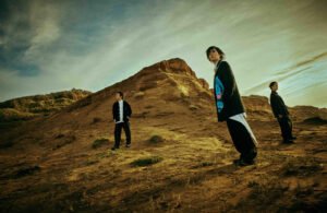 Read more about the article RADWIMPS // MV “TAMAMONO”