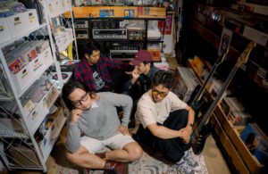 Read more about the article “THIS SONG SHOULD BE UNTITLED”// CURHATAN BAND DENPASAR, SECOND SEMESTER, BUAT KAMU YANG LAGI DOWN