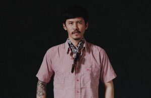 Read more about the article BERHENTI SEJENAK, MENARILAH: ASILDO BAWA BOSSANOVA HANGAT LEWAT SINGLE “SORE ITU (MENARI)”