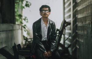 Read more about the article HITAMABU DEBUT: “TELUSURI MALAM” ITU RIOT DARI BALI, PREPARE FOR THE NOISE!