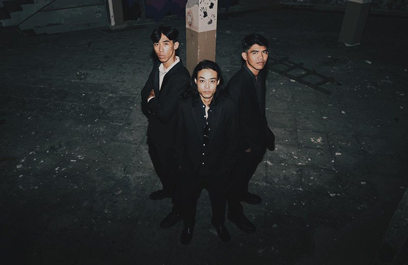 You are currently viewing OUT OF RANGE // RILIS EP “HIGH SCHOOL’S GOODBYE” SURAT CINTA UNTUK MASA SEKOLAH