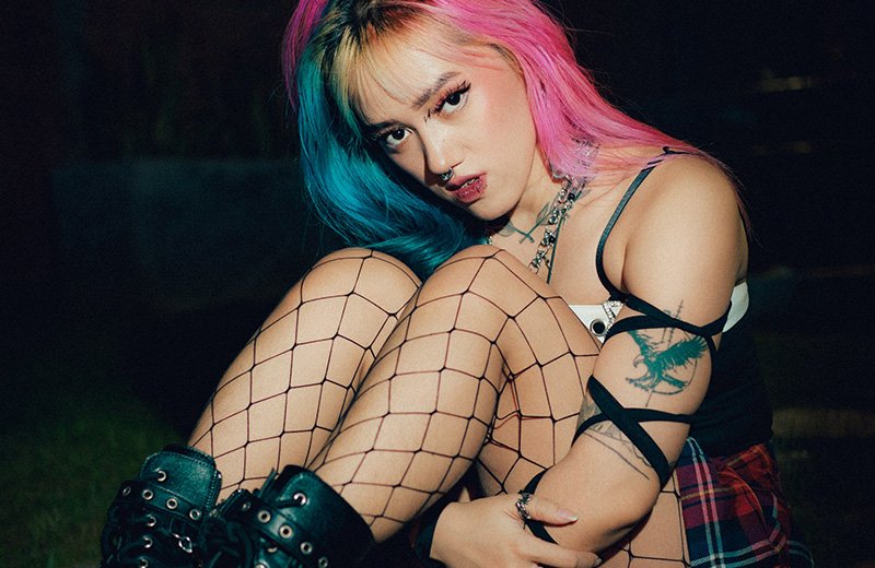 You are currently viewing SHVRON // RILIS SINGLE TERBARU “SHATTERED” — LUKA, SEPI, DAN KETEGARAN DALAM SATU NADA