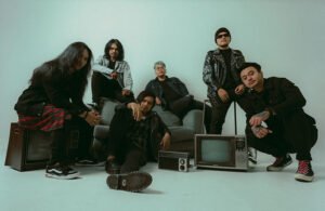 Read more about the article NEVACH KEMBALI DENGAN SINGLE “FADING AMIDST MEMORIES”: KISAH NYATA TENTANG KEHILANGAN YANG NGGAK PERNAH BENAR-BENAR SEMBUH